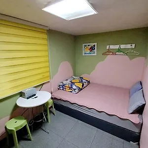 ゲストハウス コステイ ソウル ステーション